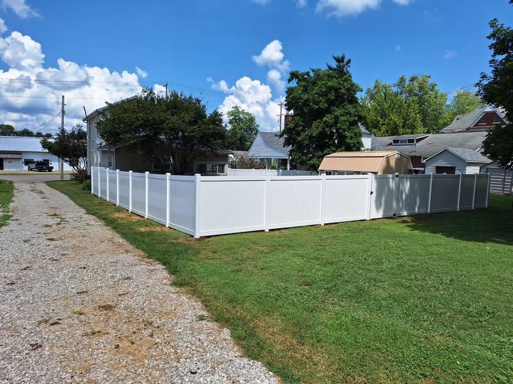 All Photos for Apex Fence in Henderson, KY