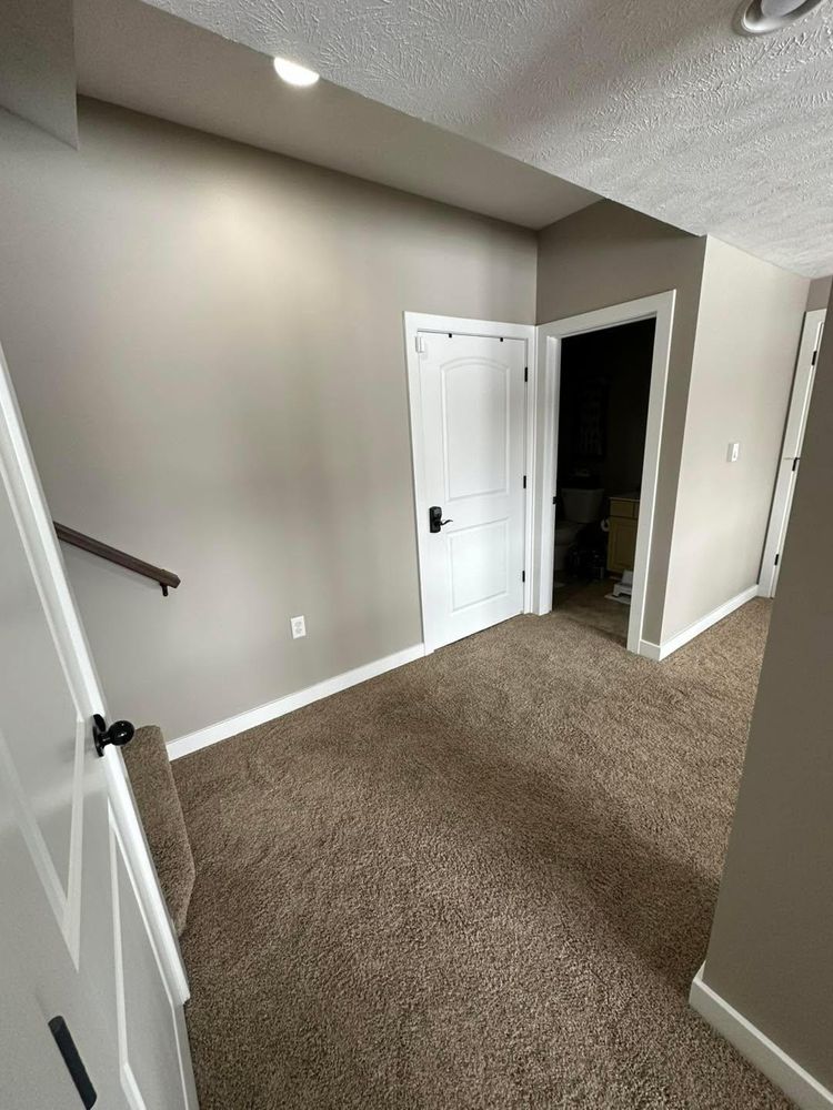 All Photos for Matt Meranda Painting in Grand Rapids, MI