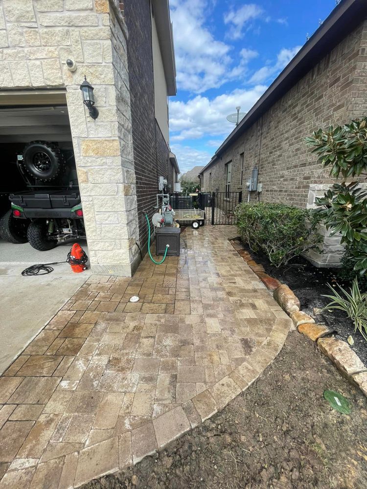 Pavers for OTM Hardscape & Construction in Houston, TX