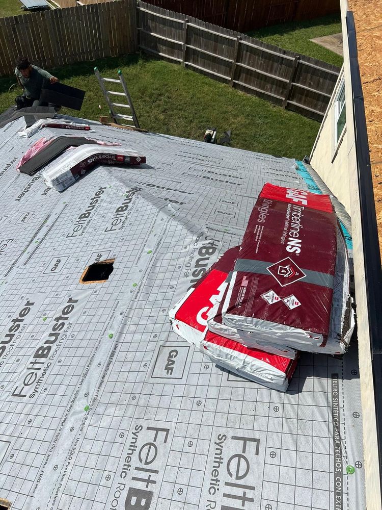 Roofing for E & E Roofing & Exteriors LLC in Baytown, TX