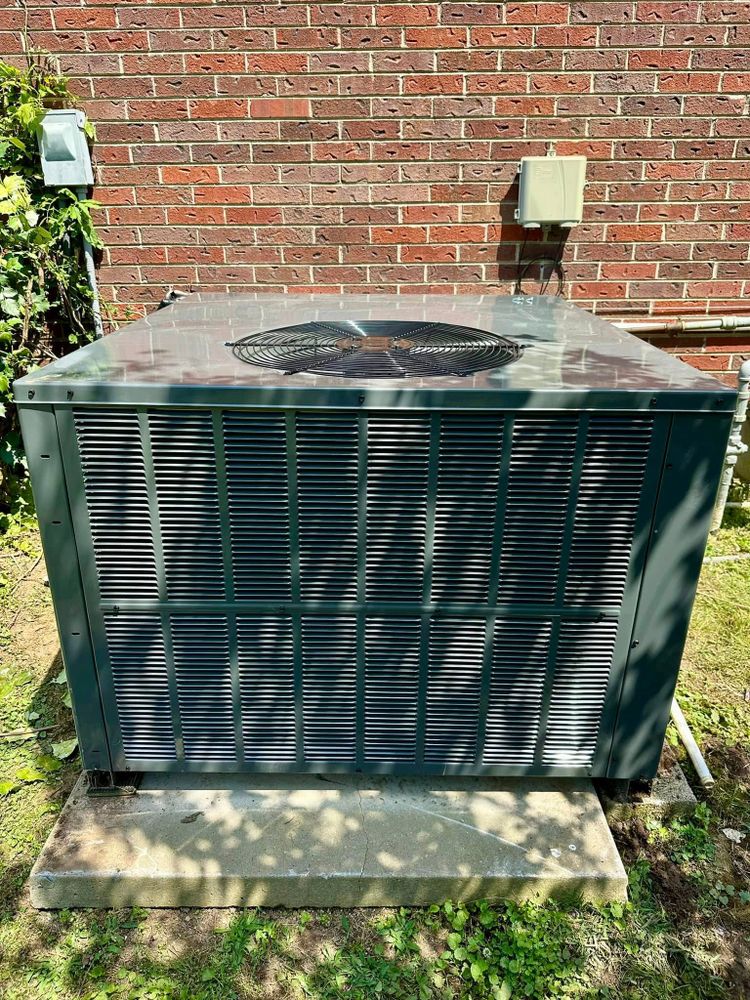 Our Air Quality Assessment and Improvement service enhances your home's environment by identifying impurities, optimizing ventilation, and ensuring efficient HVAC performance for cleaner, healthier air throughout your living space. for Jarrell’s Quality Heat and Air in Murfreesboro, TN