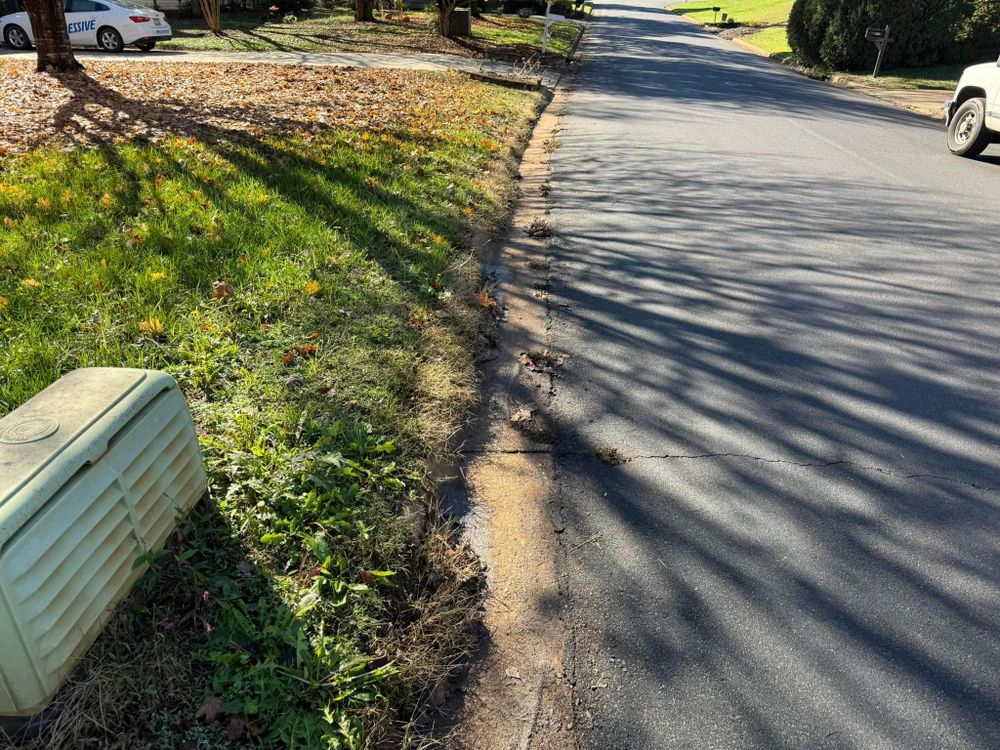 Mulching for America's Top Pick Lawn & Landscaping in Gastonia, NC