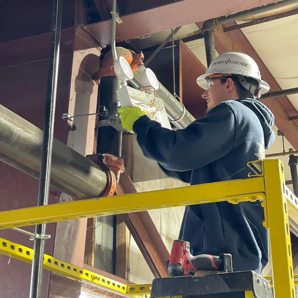 All Photos for Daniels Electric in Groveland, MA