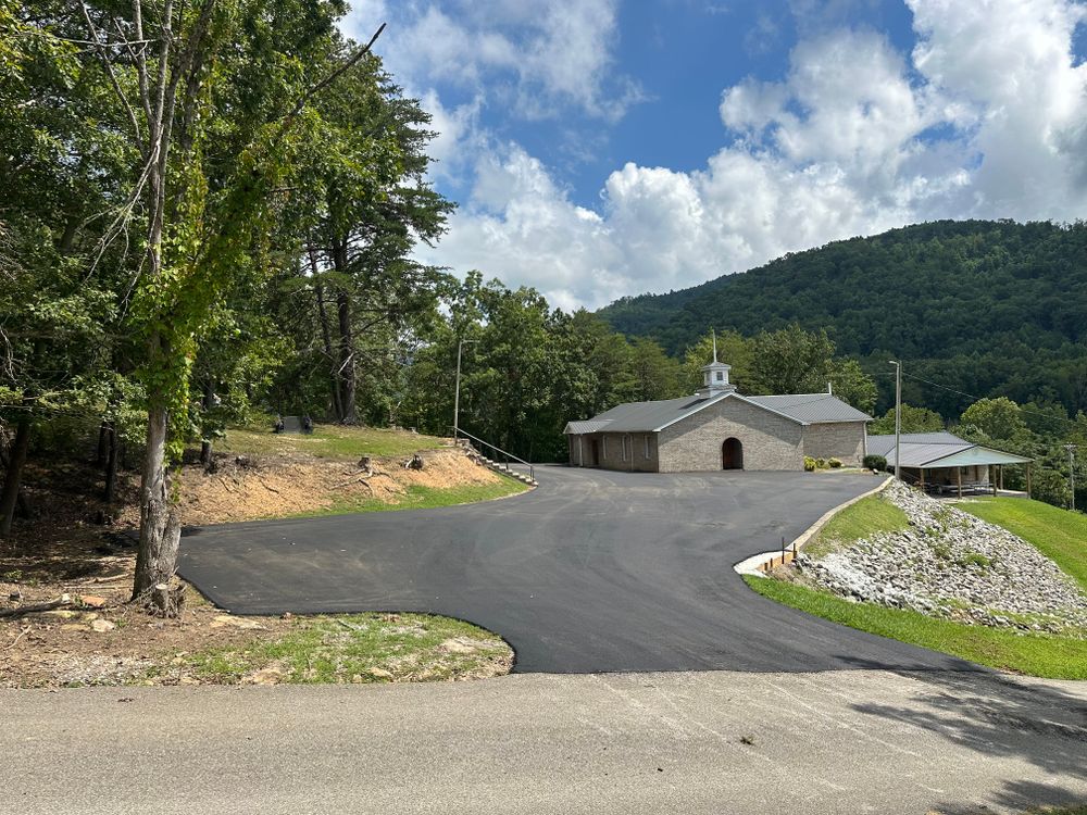 All Photos for Metzler Paving and Sealcoating in Jacksboro, TN