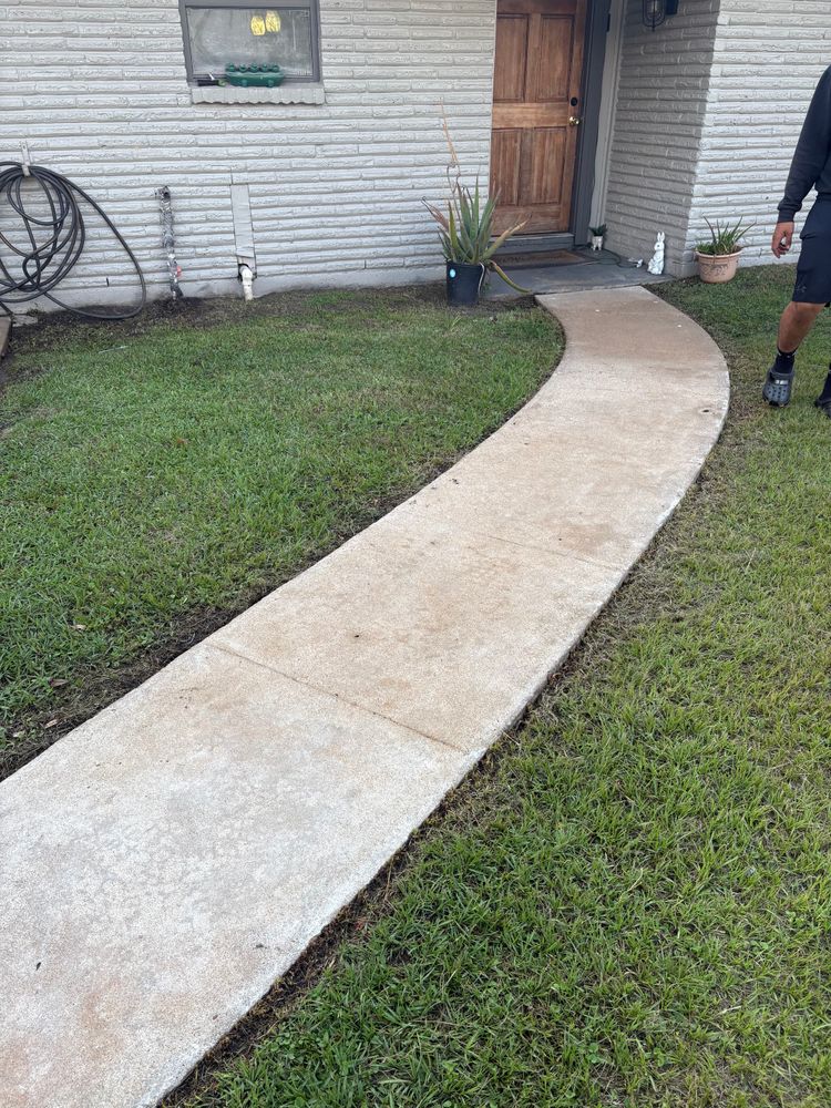All Photos for Omen Exterior Cleaning LLC in Houston, TX