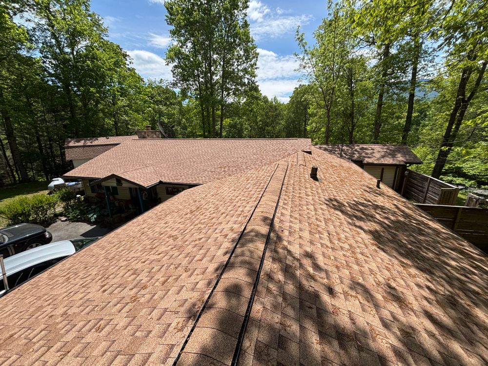 Shingle Roofs for Rock Star Roofing LLC  in Dandridge,  TN