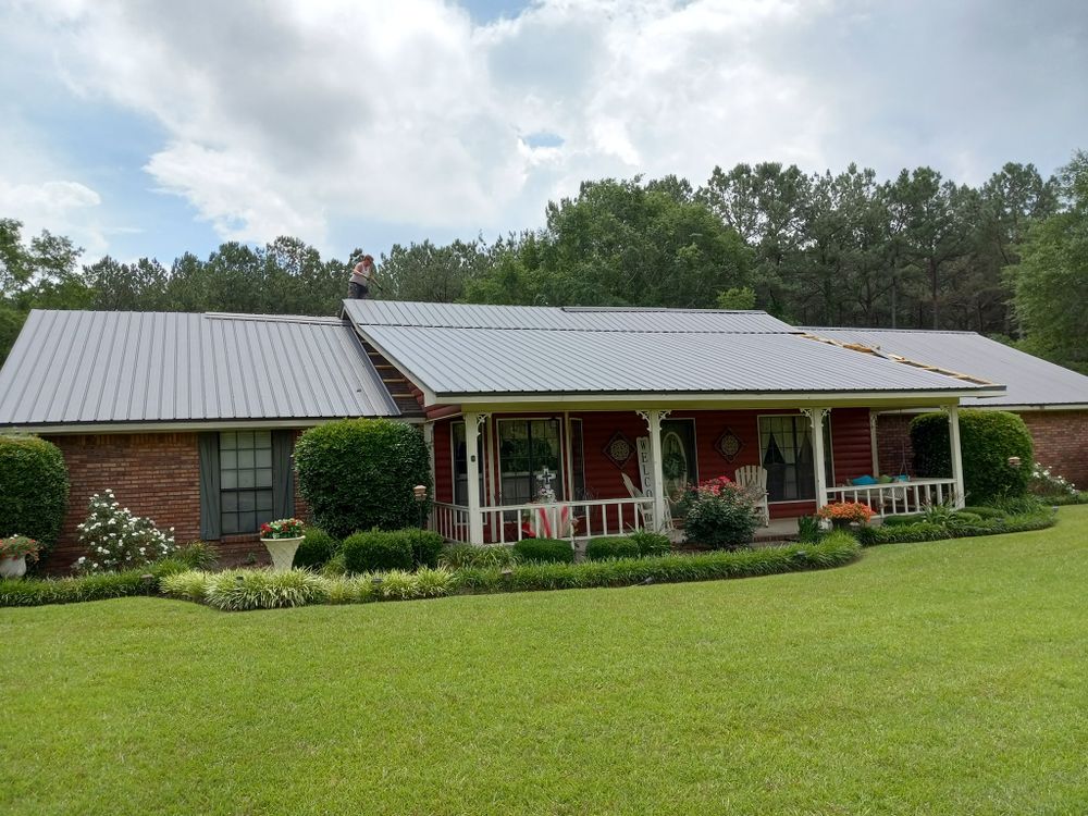 All Photos for H & R Roofing And Construction  in Union, MS