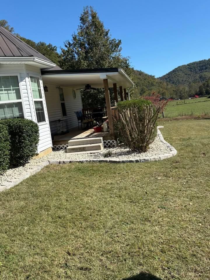 All Photos for Dust Till Dawn Lawn in London, Kentucky