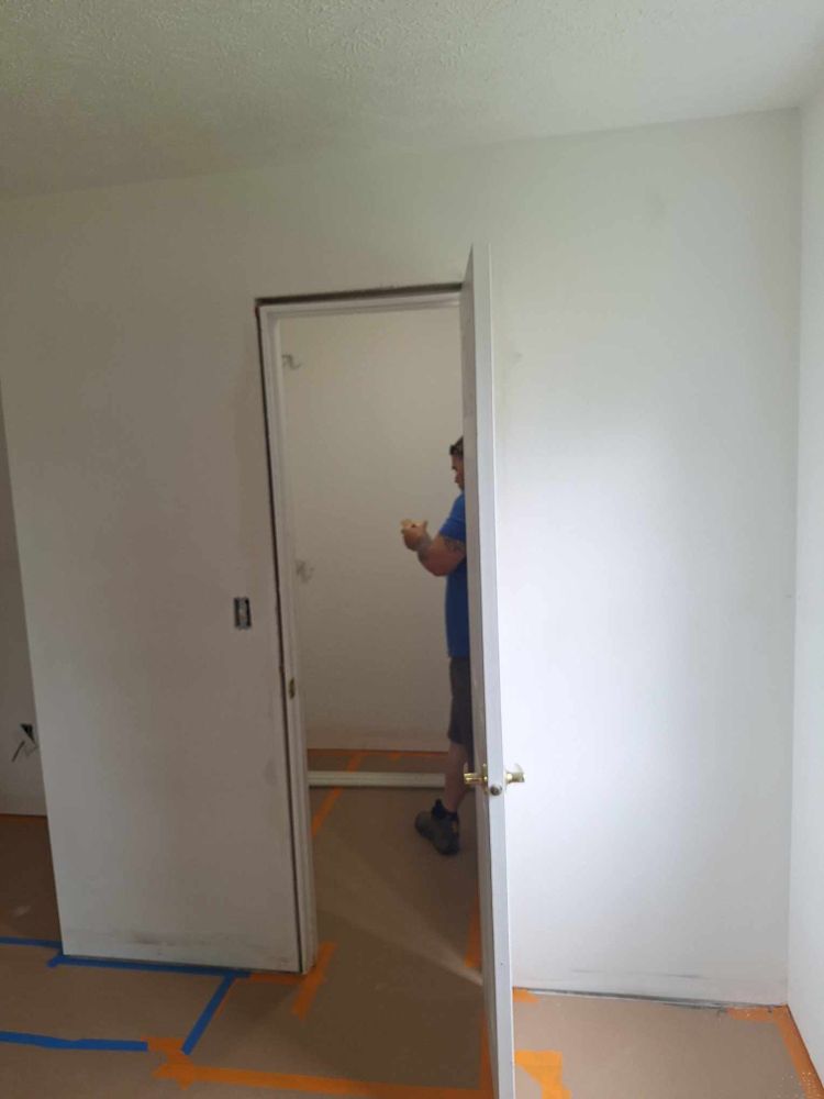 Duplex in Carbondale for Dead Tree General Contracting in Carbondale, Illinois