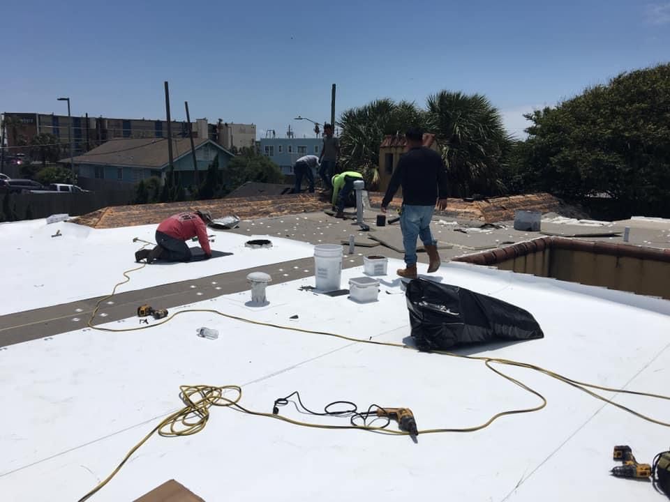 Roofing for E & E Roofing in Baytown, TX