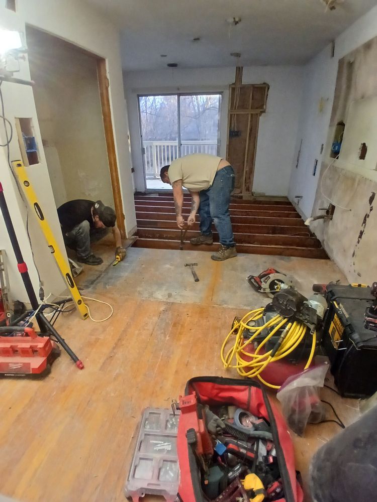 Duplex in Carbondale for Dead Tree General Contracting in Carbondale, Illinois