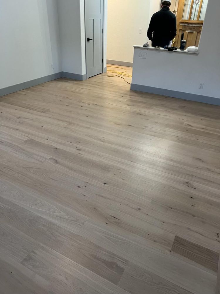 Flooring for Integrity Hardwood Floors and Interior in Prineville, OR