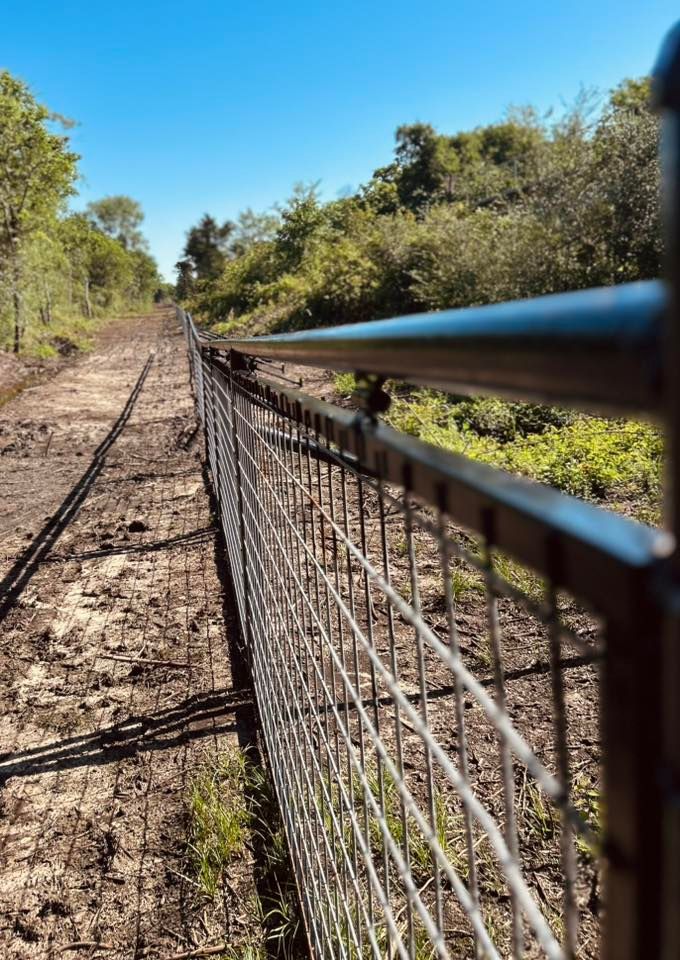 Fences for 5-7 Fencing & Construction in Madisonville, TX