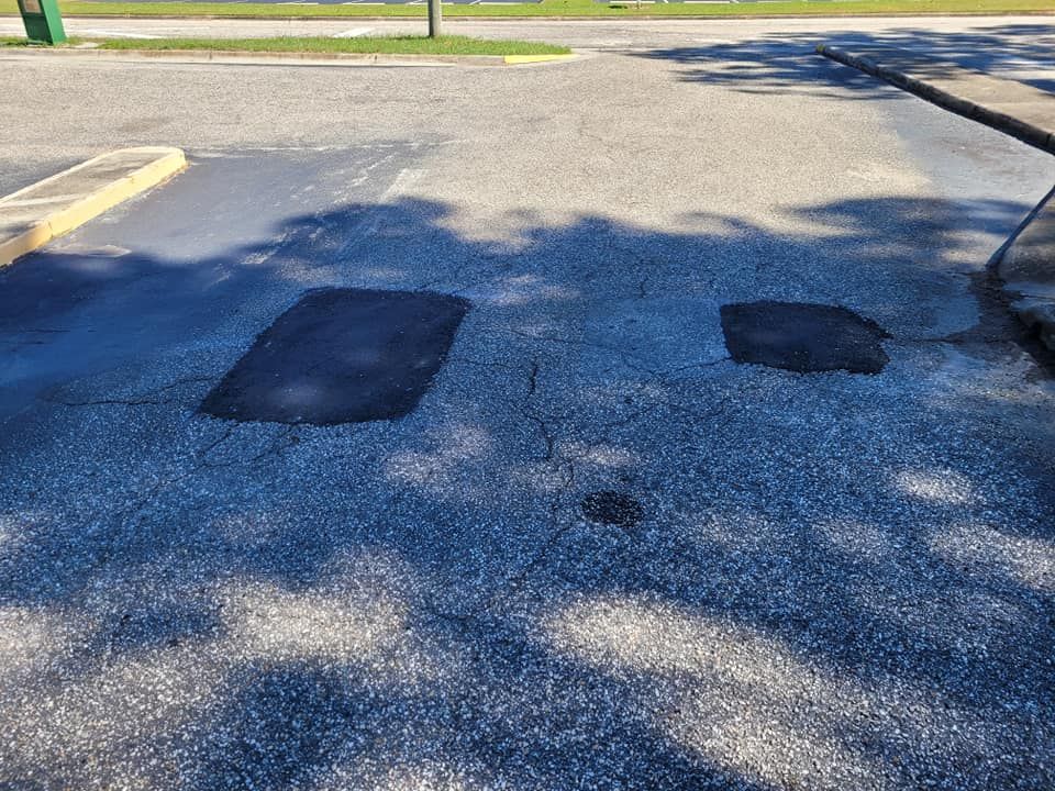 Asphalt for Southeast Sealing & Striping in Bladenboro, NC