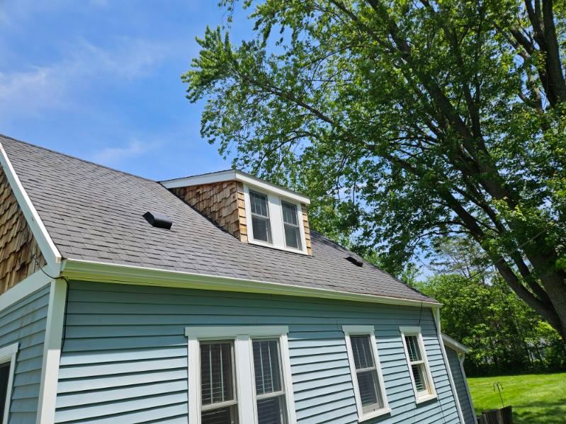 All Photos for On The Spot Lawn Maintenance & Pressure Washing in Jackson, MI
