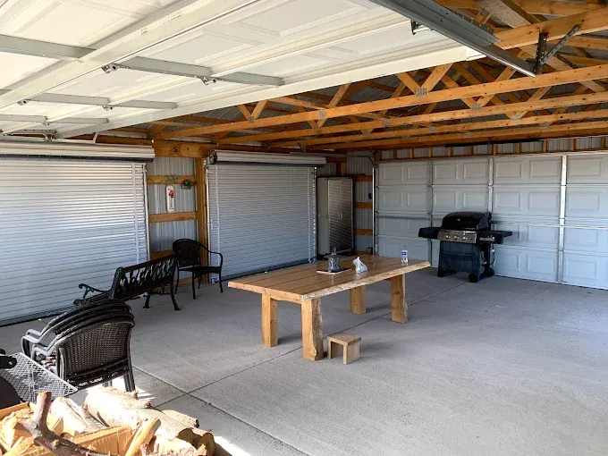 All Photos for 423 Garage Doors in Signal Mountain, Tennessee