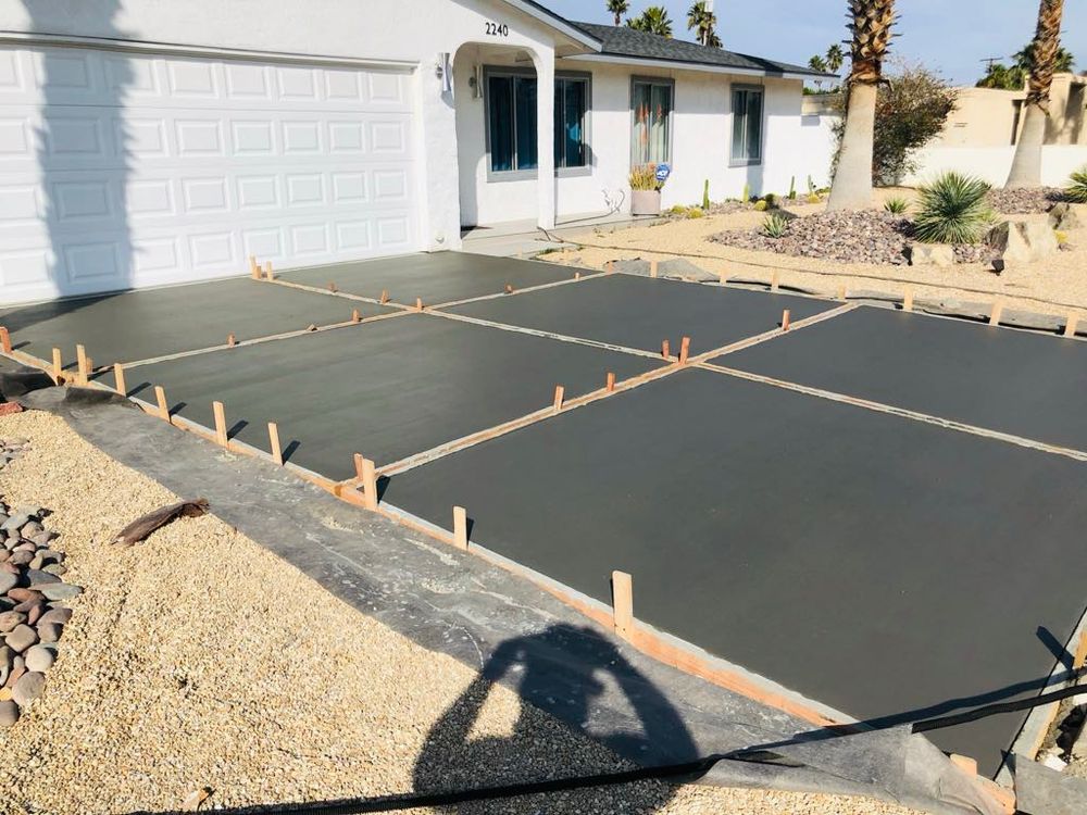 Fresh new concrete driveway  for Surface FX in La Quinta, CA