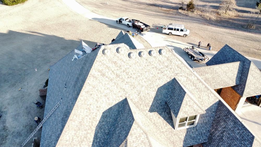 Roofing for Prater Roofing & Construction in Oklahoma City, OK