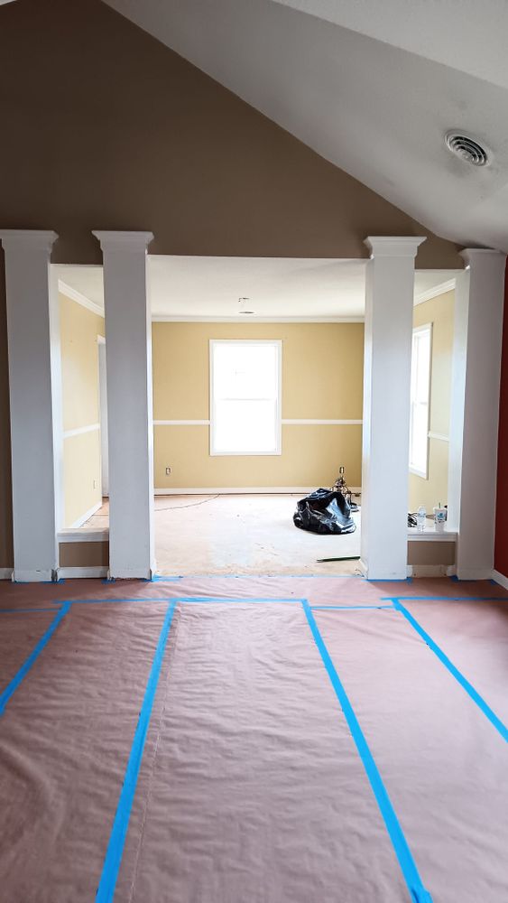 Fence and Full Home Interior Painting and Drywall repair for Dead Tree General Contracting in Carbondale, Illinois