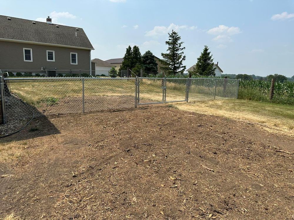 Fence Installation for Illinois Fence & outdoor co. in Kewanee, Illinois