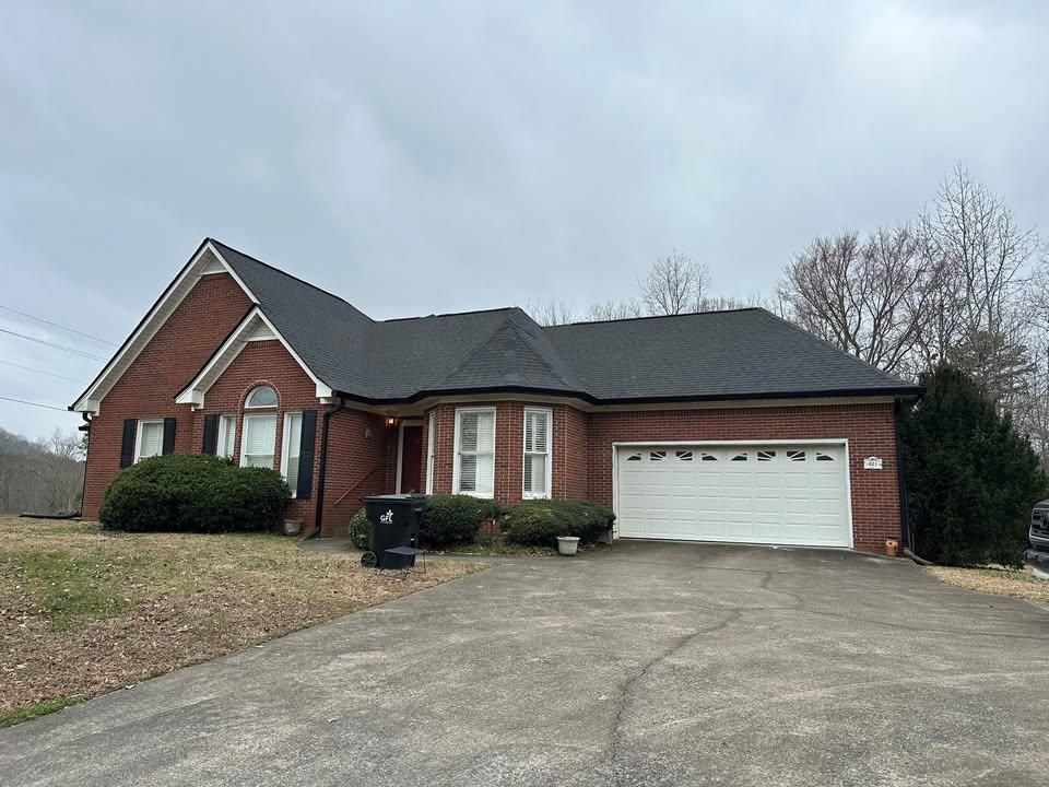 All Photos for R-House Roofing & Gutters in Cedartown, GA