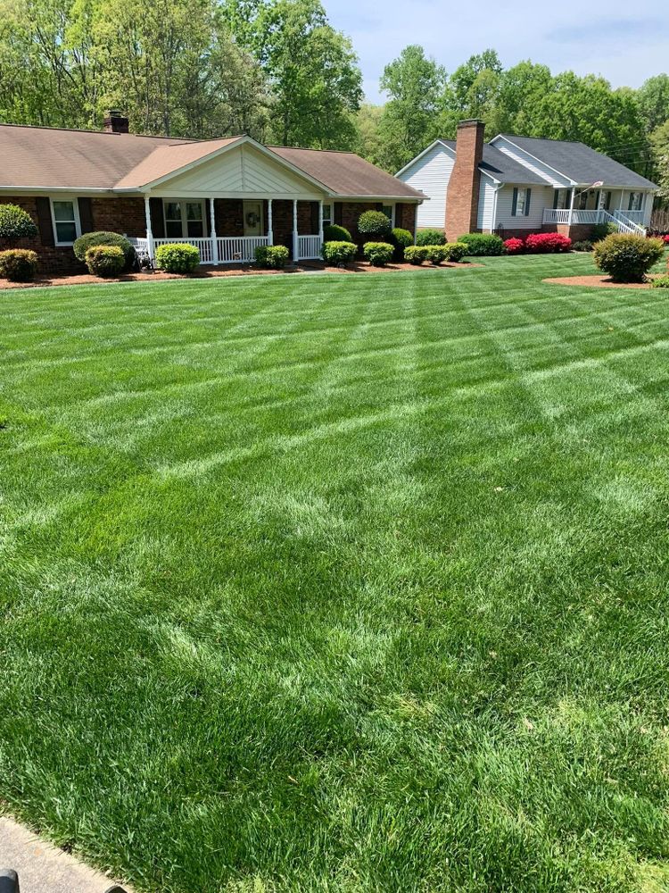 All Photos for Zotelo’s Lawncare LLC in Winston-Salem, NC