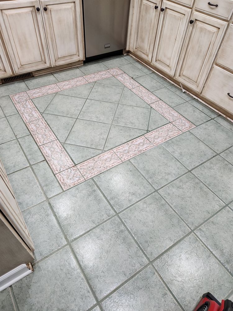 Tile/Grout  for Sammy's Carpet Cleaning in Lewis County, TN