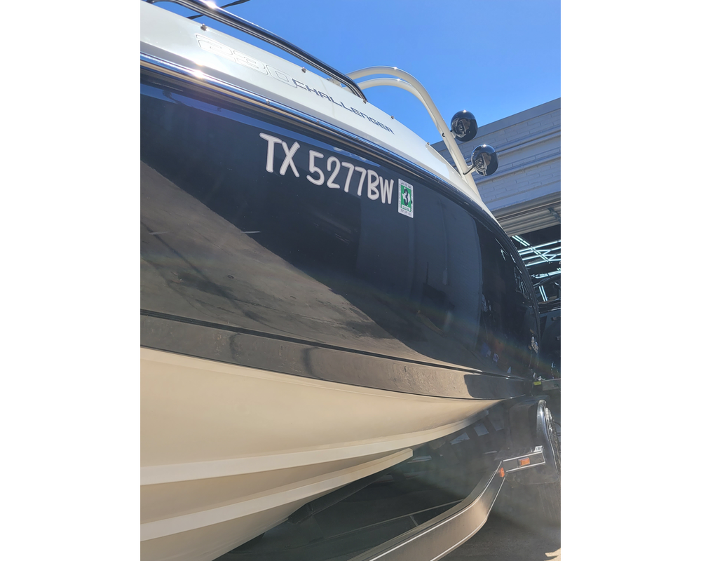 Boat Exteriors for L'Finesse Auto/Boat Details in Dallas, TX