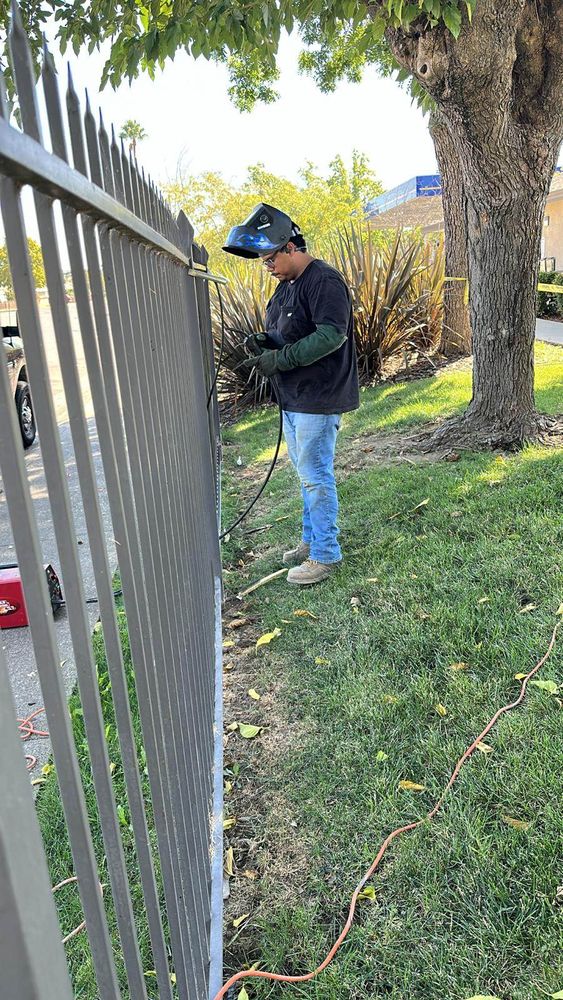 Fencing for AMH Construction in Sacramento, CA