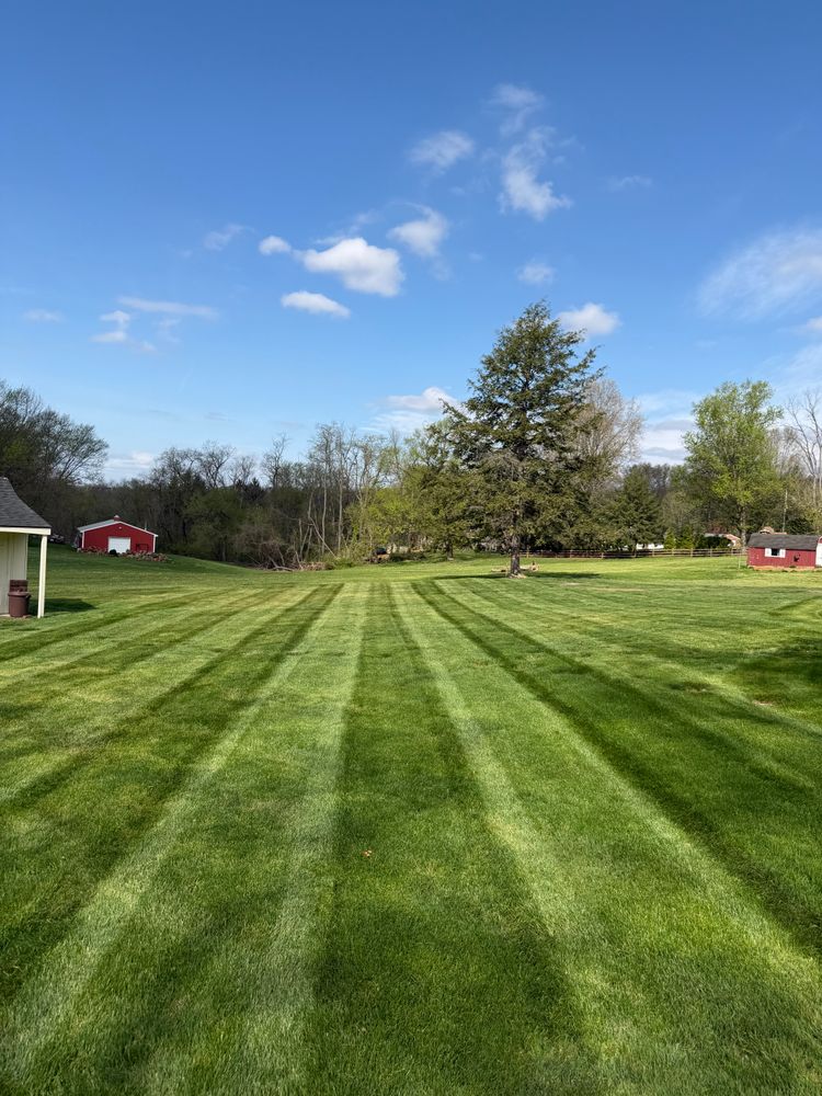 Mowing for Green Hills Lawn Service in Washington, PA