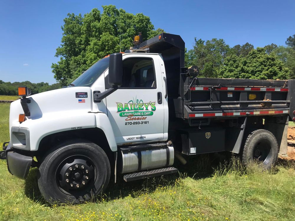 Landscaping for Bailey’s Lawn Care & Dirt Service in Murray, KY