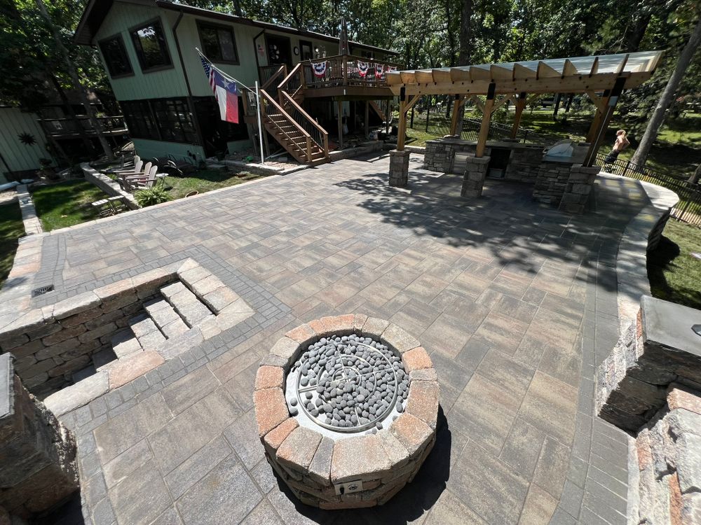 All Photos for Mayfield Landscaping in Staunton, IL