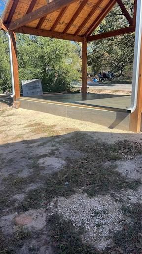 Trucking for King Services in Seguin, TX