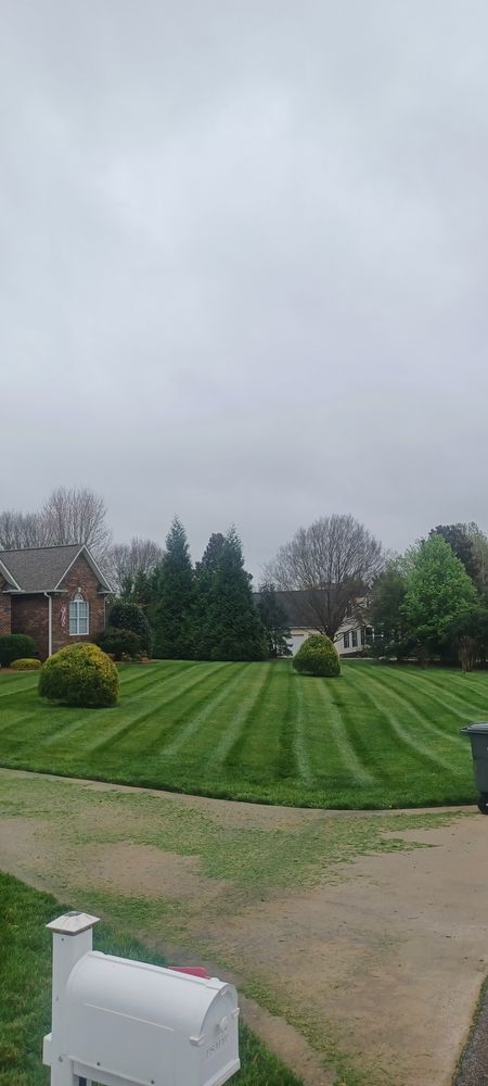 All Photos for Rocky's Pressure Washing & Lawn Care in Mooresville, NC