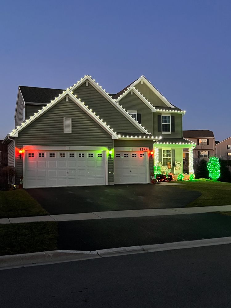 Holiday Lights for Premier Partners, LLC. in Volo, IL