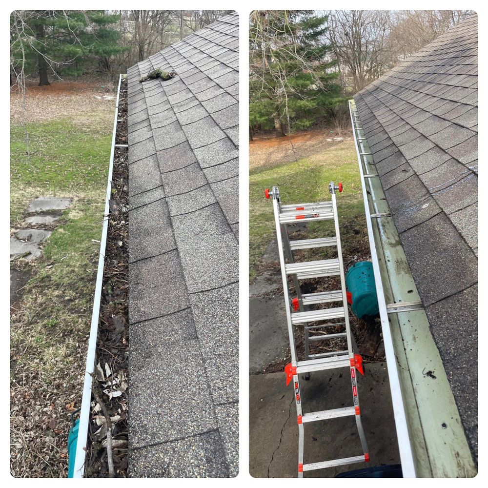 Gutter Cleaning for Blue Line Pressure Washing in Carthage, IL