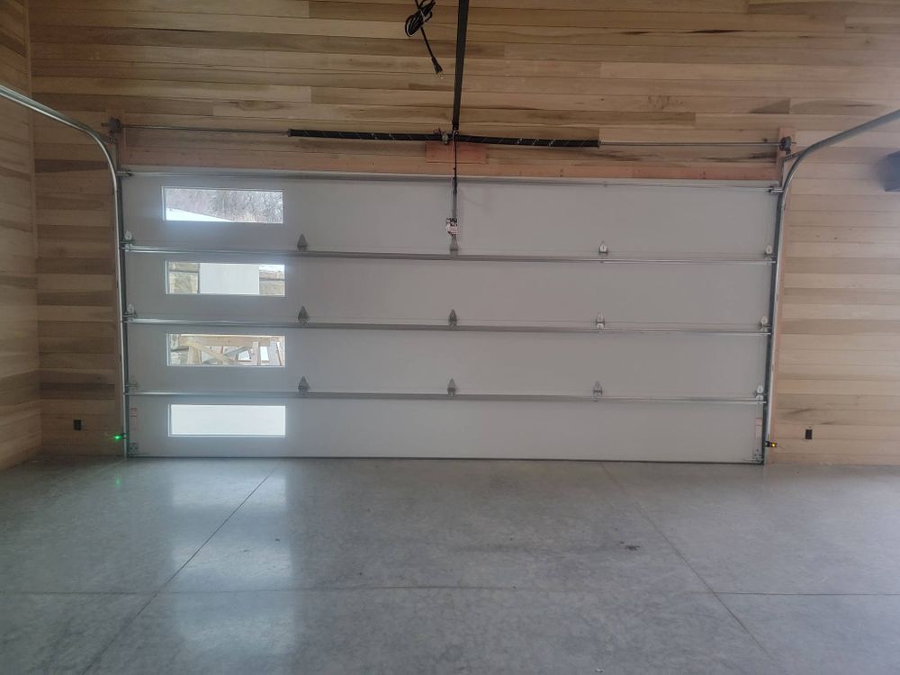 Garage Door Technician for Out Doors Garage Door Services in Meeker, CO