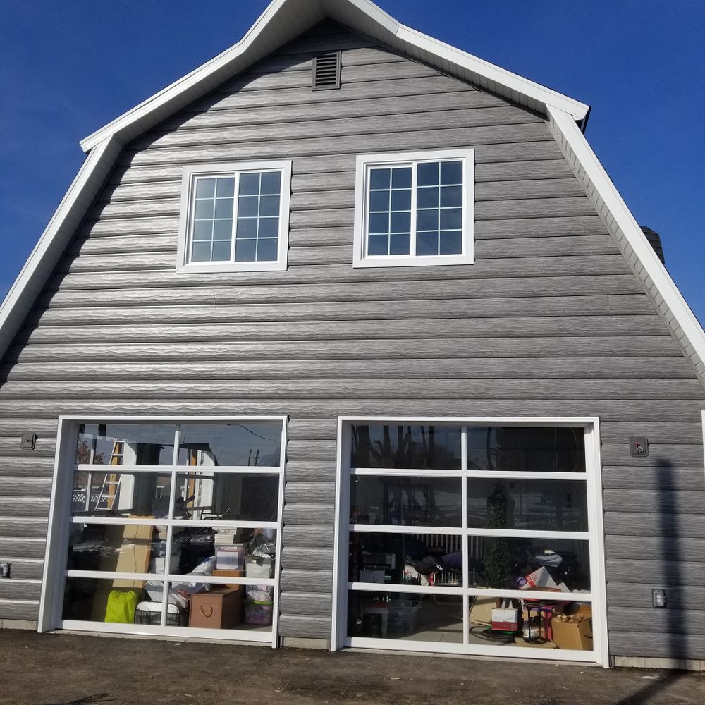 Enhance your home's exterior with our expert vinyl siding house service, offering durability, energy efficiency, and a stunning transformation that boosts curb appeal and protects against harsh weather conditions. for Ontrack Exteriors in Payson, UT