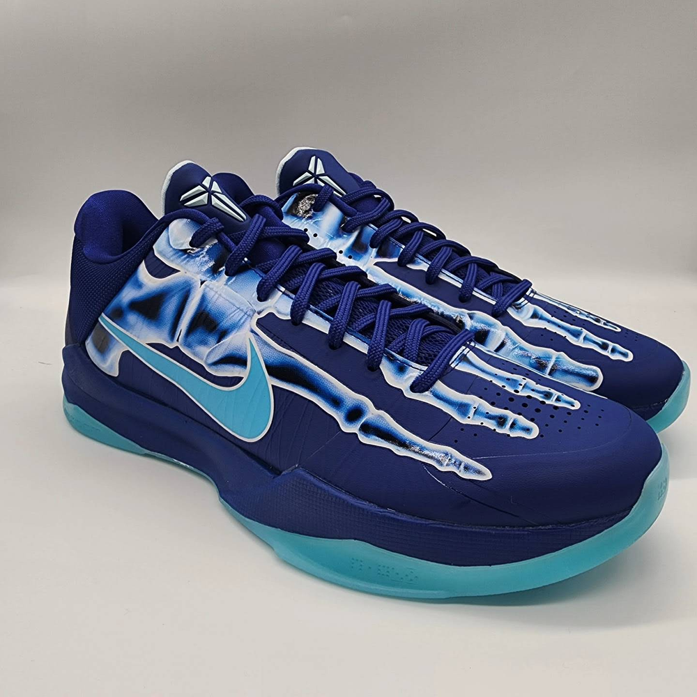 Discover the best sneakers for your collection with our Sneaker Hunters service, specializing in sourcing rare and exclusive footwear to elevate your style and enhance your sneaker portfolio effortlessly. for Strange Soles in Somerville, MA