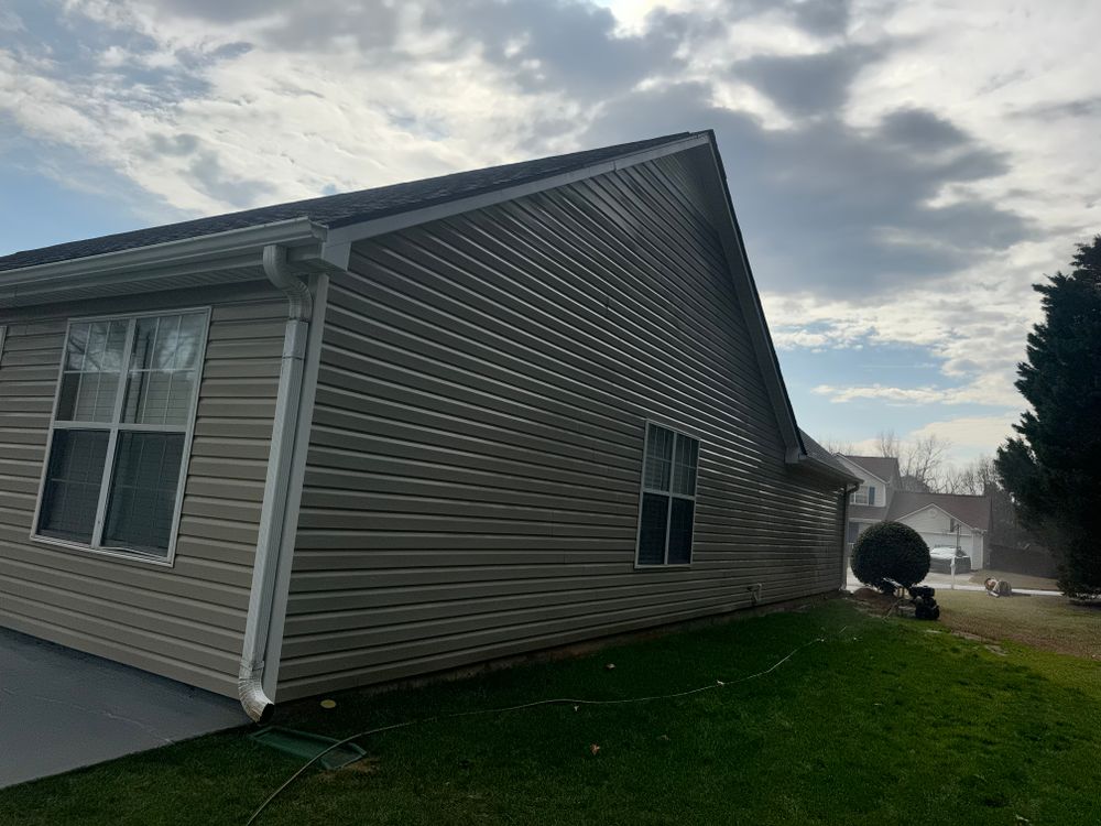 All Photos for Brumblebee's Landscaping & Cleaning Services in Loganville, GA