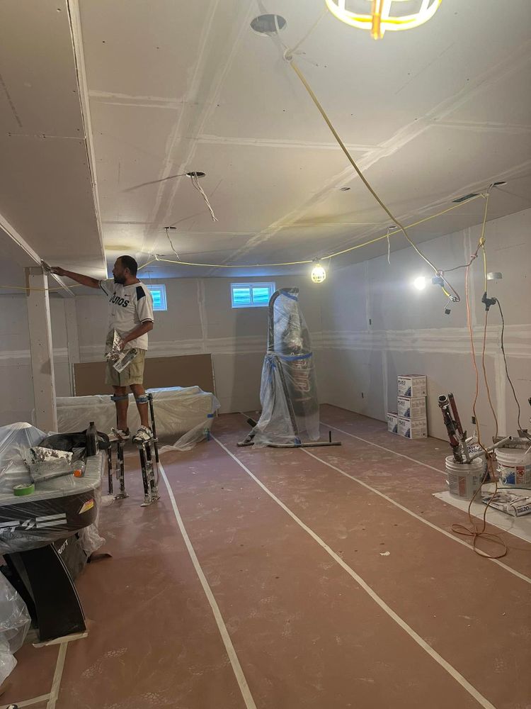 Durable Drywall & Painting team in Milwaukee, WISCONSIN - people or person