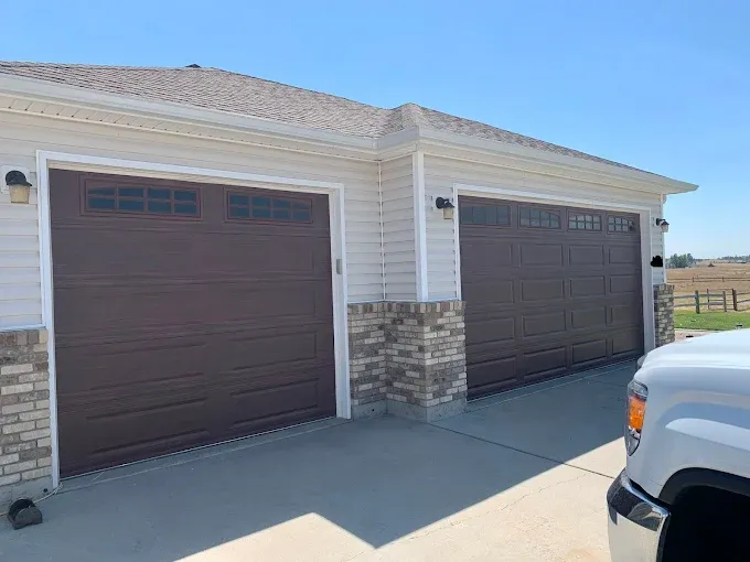 All Photos for 423 Garage Doors in Signal Mountain, Tennessee