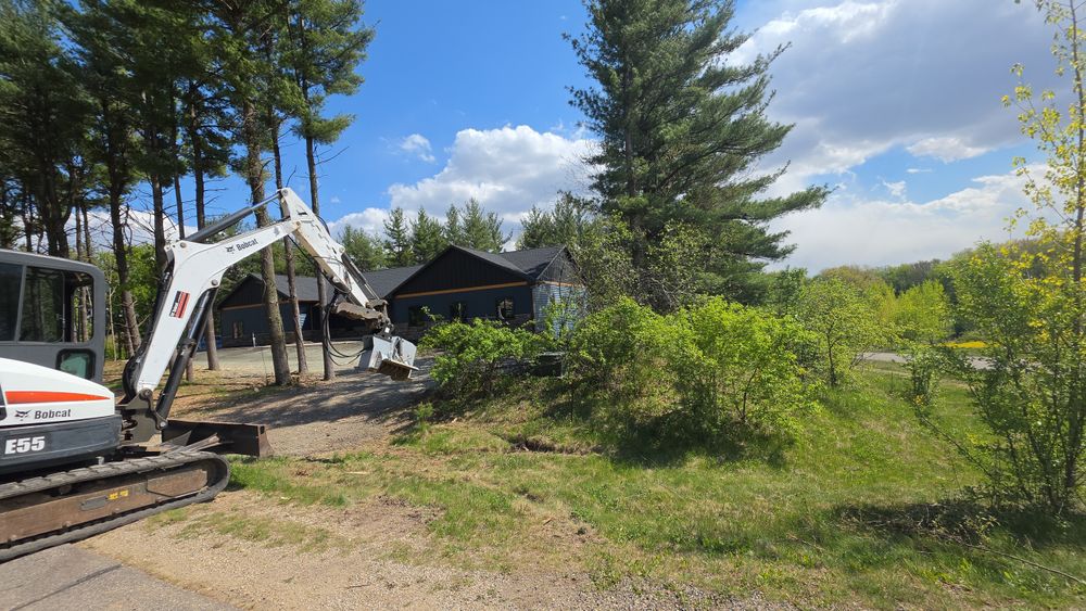 All Photos for Willing Trucking & Excavating in Evansville, WI