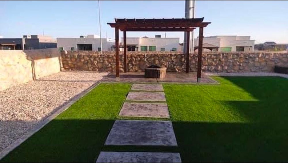 Landscaping for Inova Hardscape in El Paso, TX