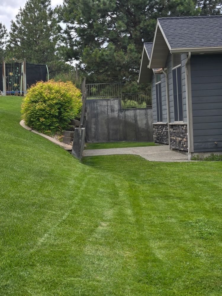 Lawn Care for Eagle Bay Lawn & Landscape LLC in Helena, MT