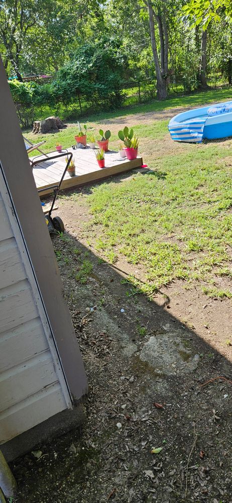 All Photos for Gulf-Tex Lawn Care in Baytown, TX