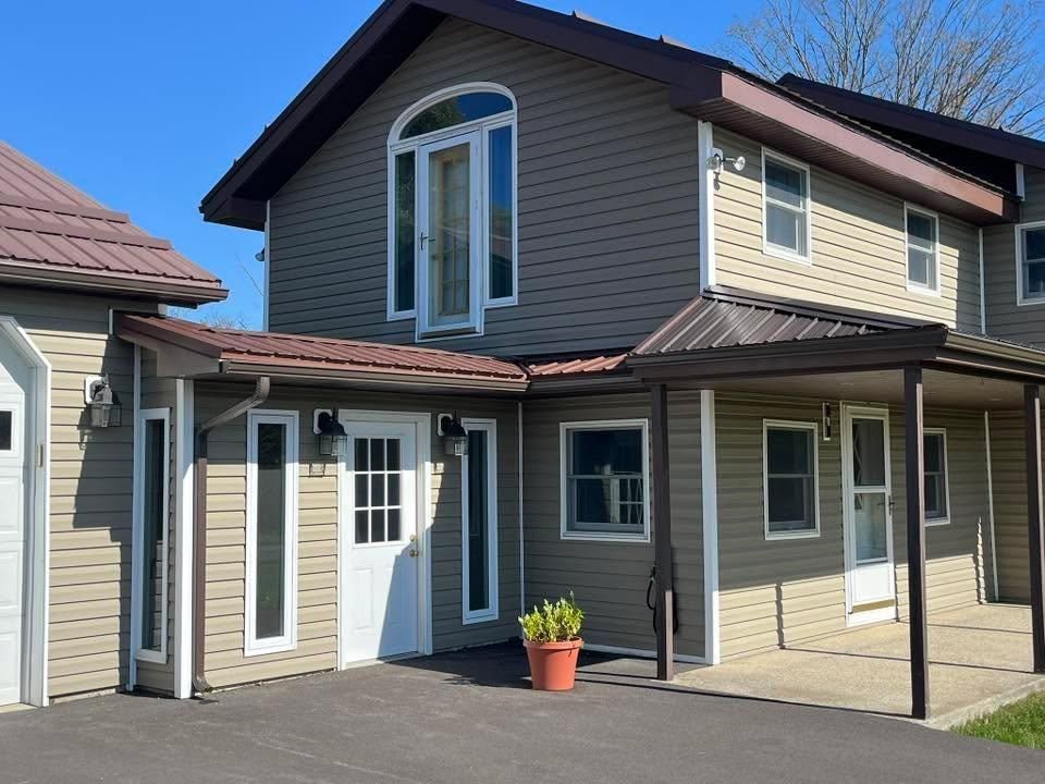 All Photos for Claus Seamless Solutions in Dolgeville, NY