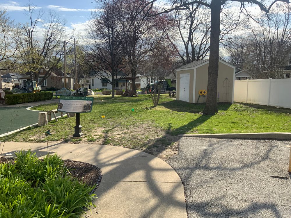 All Photos for Mayfield Landscaping in Staunton, IL