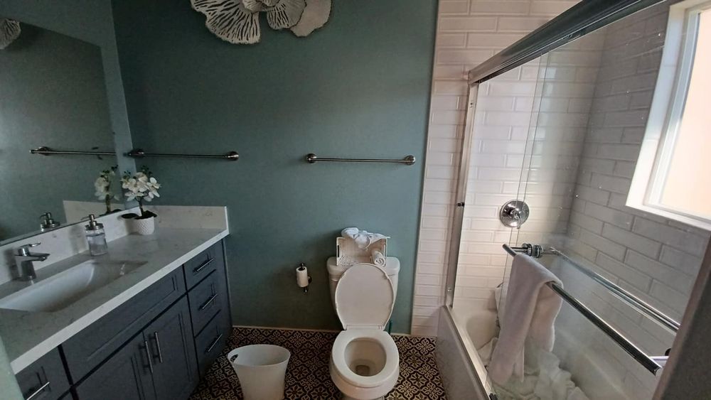 All Photos for 2169 Cleaning Service in Baltimore, MD