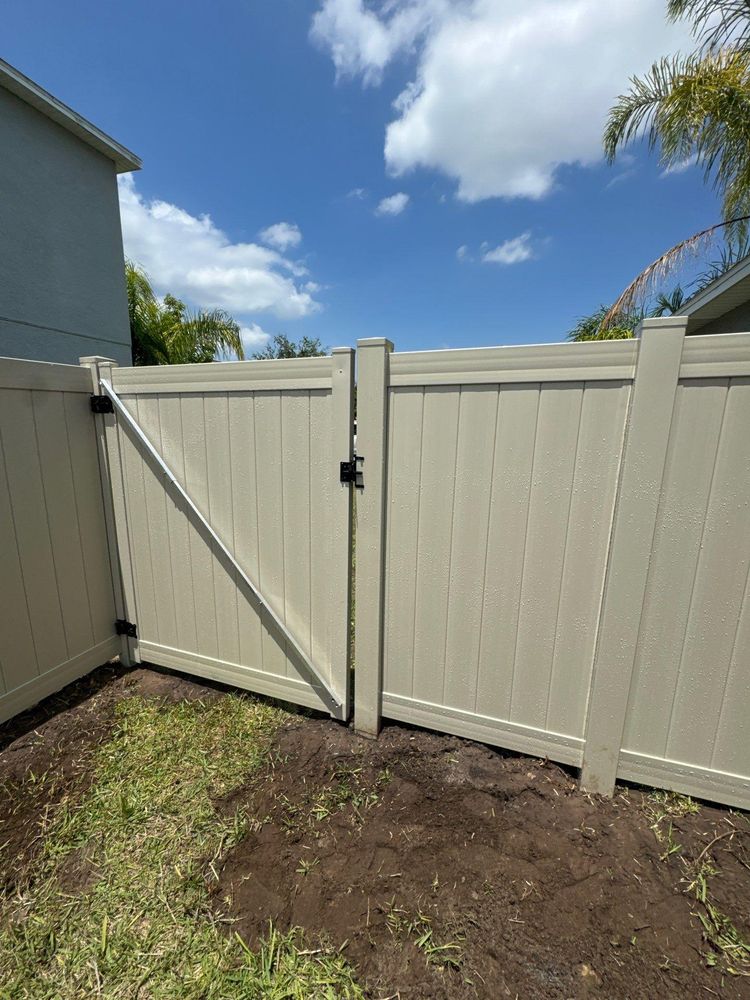 Vinyl Fence Options for ASAP Fence & Gates - Central, FL in Leesburg, FL